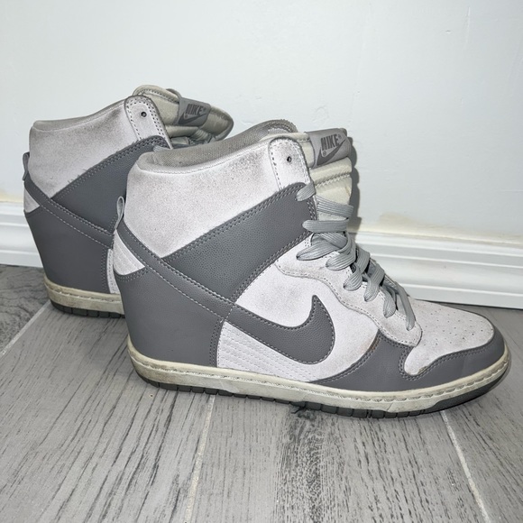 Nike Dunk Sky Hi Canyon Sneakers (Retro) - Picture 2 of 6
